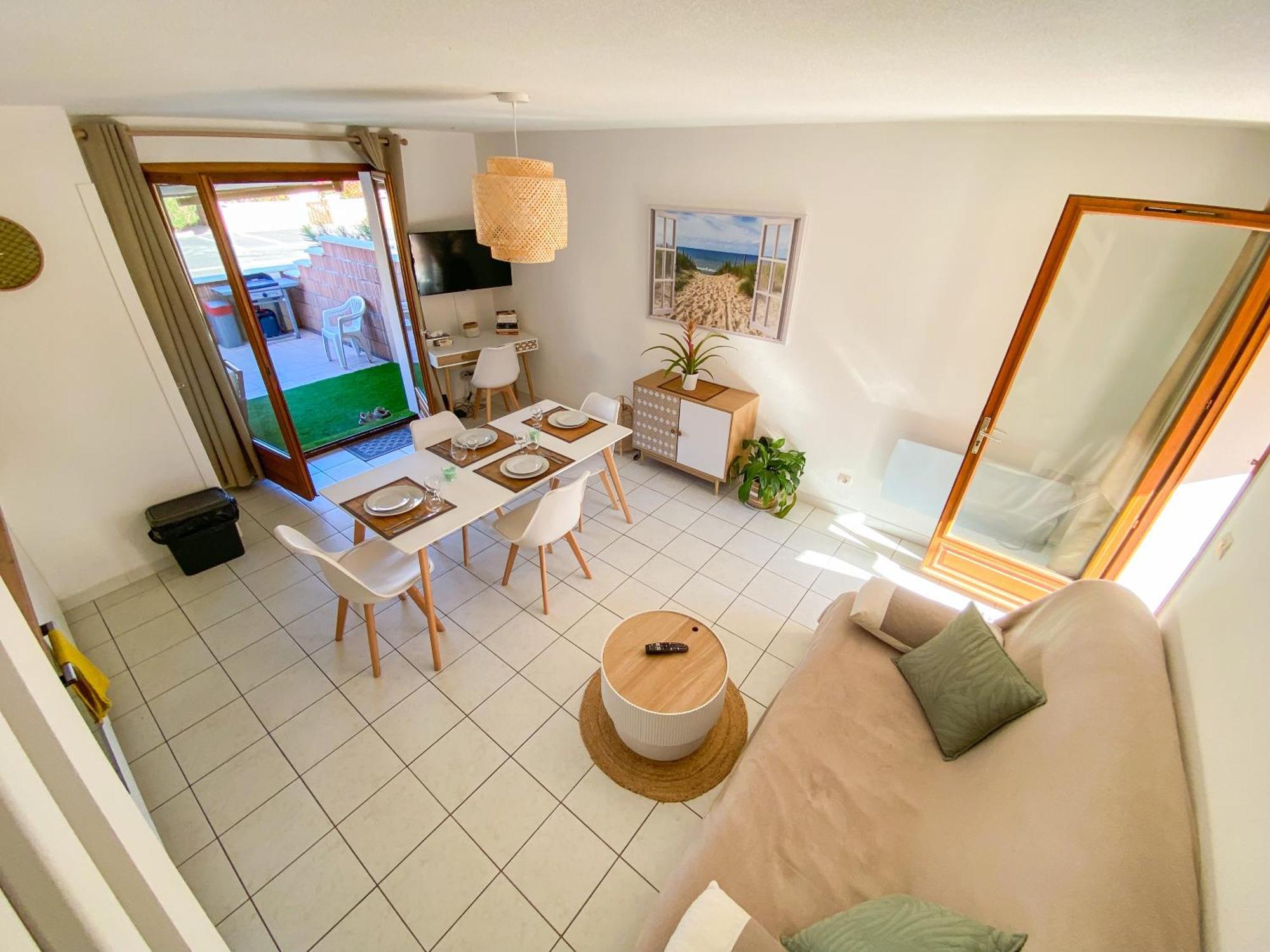 Maison "Douceurs D'Ete " Maison De Vacances Bord De Mer A Vias Plage - 600M De La Plage Et Du Canal Du Midi - Piscine Residentielle, Wifi Fibre, Activites Et Loisirs Exterior foto